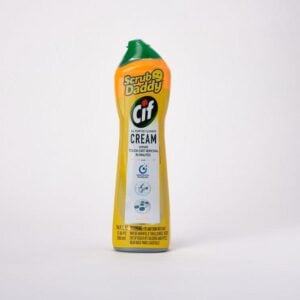 Front of Cif Lemon